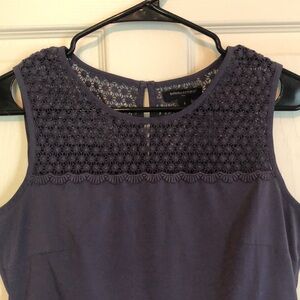 BANANA REPUBLIC Purple Sleeveless Tank Embroidered Scalloped Trim Women's Small